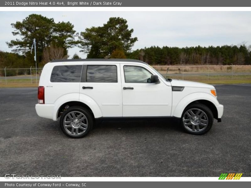 Bright White / Dark Slate Gray 2011 Dodge Nitro Heat 4.0 4x4