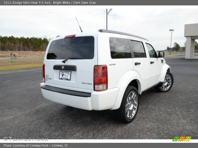 Bright White / Dark Slate Gray 2011 Dodge Nitro Heat 4.0 4x4
