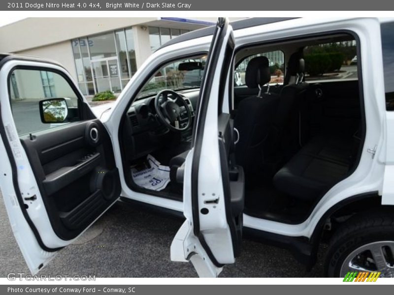 Bright White / Dark Slate Gray 2011 Dodge Nitro Heat 4.0 4x4