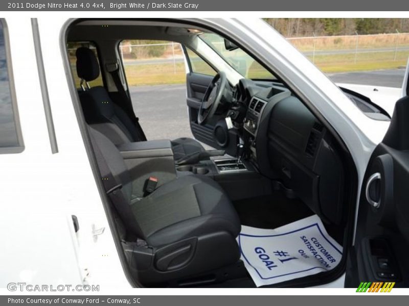 Bright White / Dark Slate Gray 2011 Dodge Nitro Heat 4.0 4x4