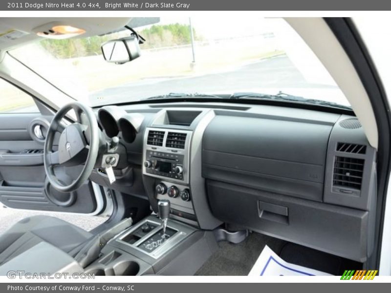 Bright White / Dark Slate Gray 2011 Dodge Nitro Heat 4.0 4x4