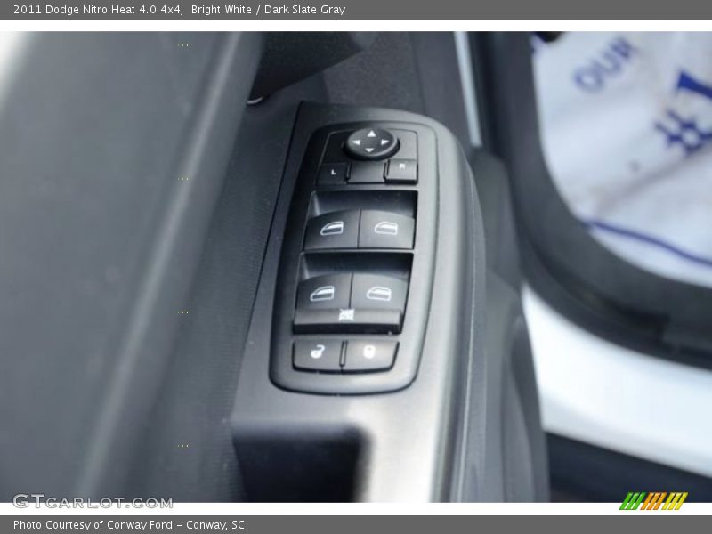 Bright White / Dark Slate Gray 2011 Dodge Nitro Heat 4.0 4x4