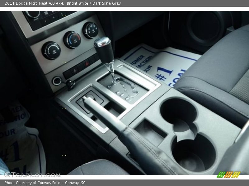 Bright White / Dark Slate Gray 2011 Dodge Nitro Heat 4.0 4x4