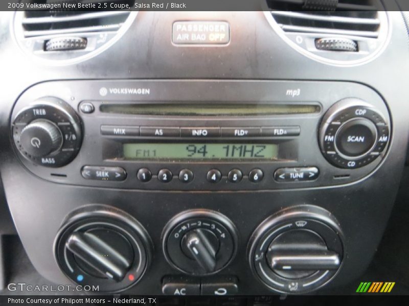 Salsa Red / Black 2009 Volkswagen New Beetle 2.5 Coupe