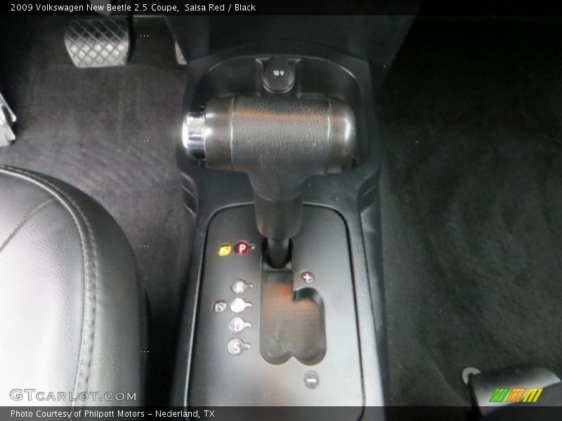 Salsa Red / Black 2009 Volkswagen New Beetle 2.5 Coupe