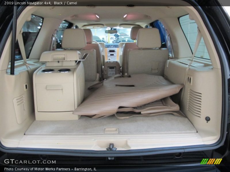 Black / Camel 2009 Lincoln Navigator 4x4
