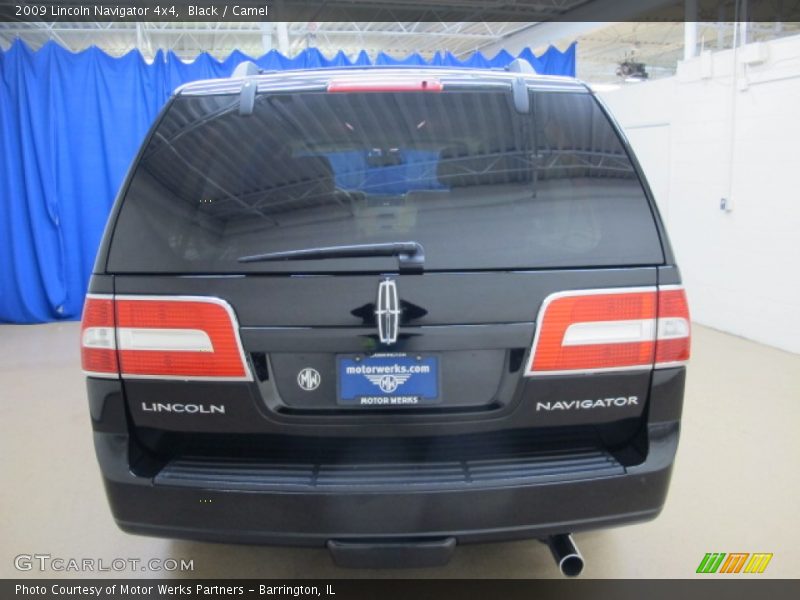 Black / Camel 2009 Lincoln Navigator 4x4