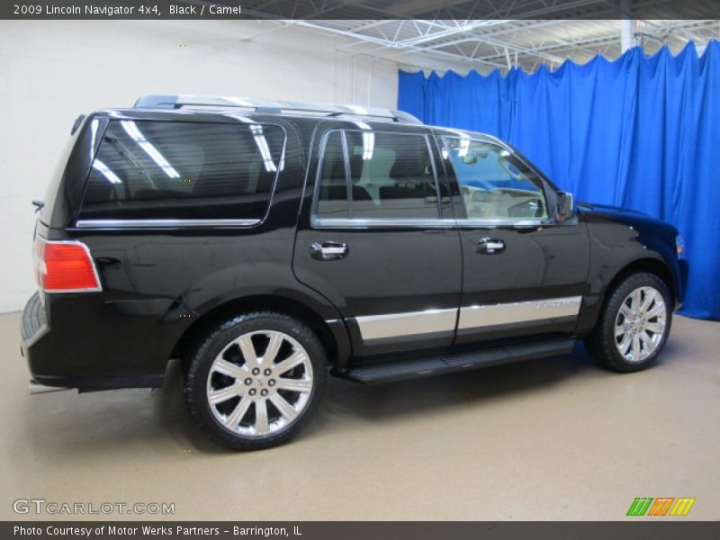 Black / Camel 2009 Lincoln Navigator 4x4
