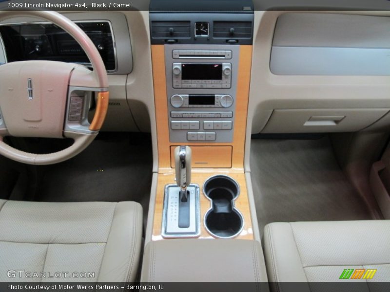 Black / Camel 2009 Lincoln Navigator 4x4