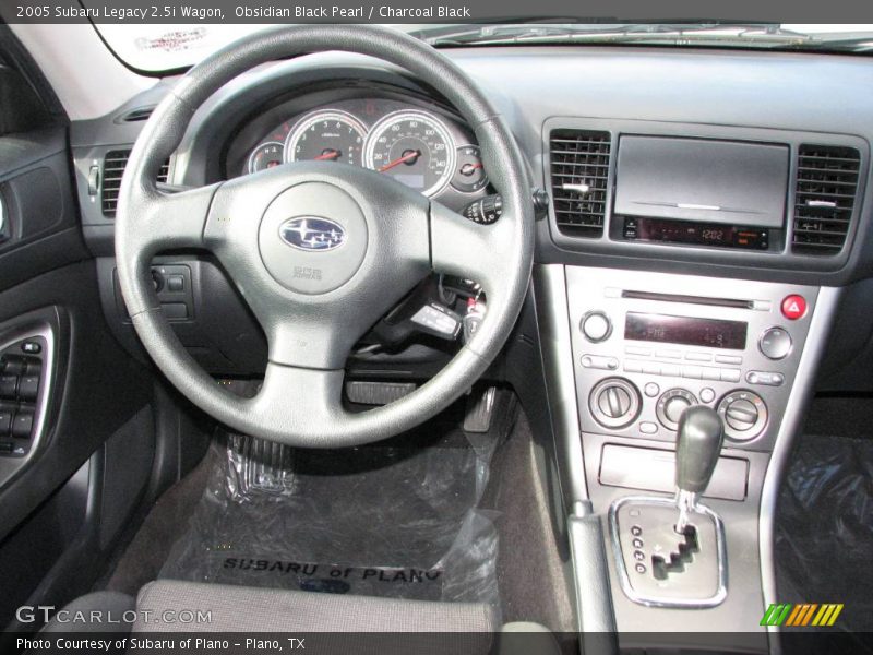 Obsidian Black Pearl / Charcoal Black 2005 Subaru Legacy 2.5i Wagon