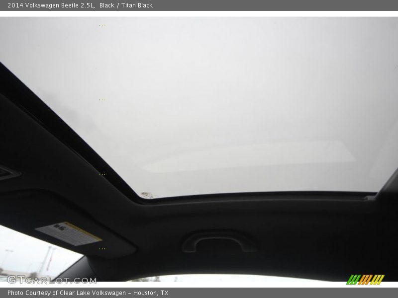Black / Titan Black 2014 Volkswagen Beetle 2.5L