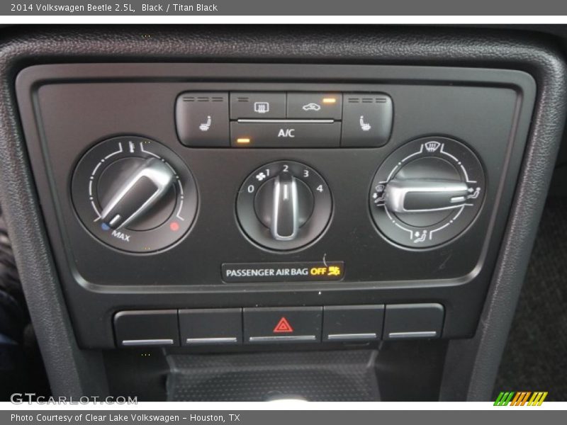Black / Titan Black 2014 Volkswagen Beetle 2.5L