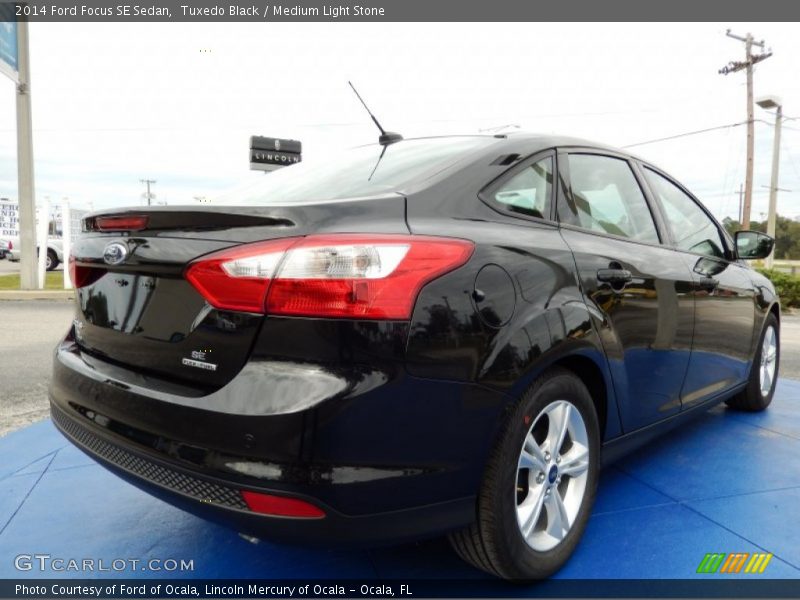 Tuxedo Black / Medium Light Stone 2014 Ford Focus SE Sedan