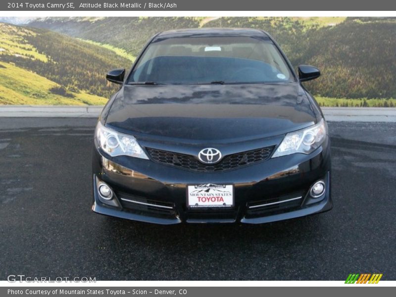 Attitude Black Metallic / Black/Ash 2014 Toyota Camry SE