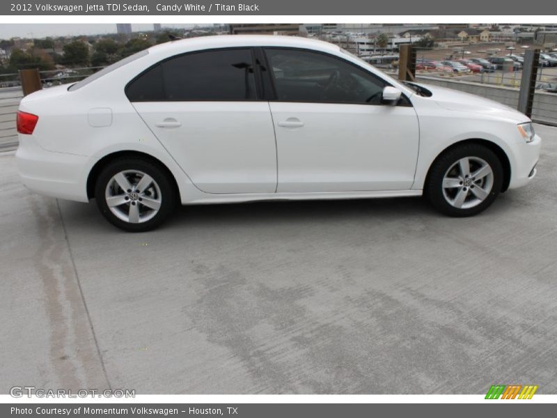 Candy White / Titan Black 2012 Volkswagen Jetta TDI Sedan