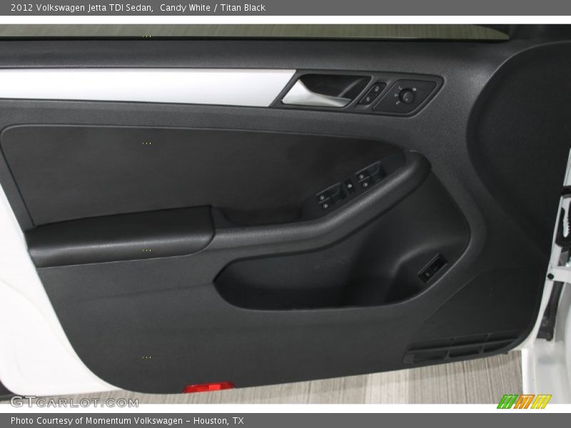 Candy White / Titan Black 2012 Volkswagen Jetta TDI Sedan