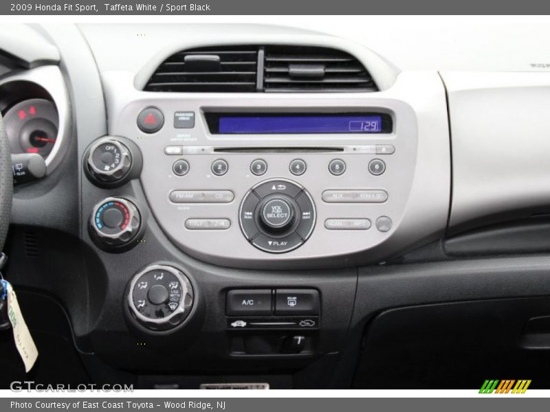 Taffeta White / Sport Black 2009 Honda Fit Sport
