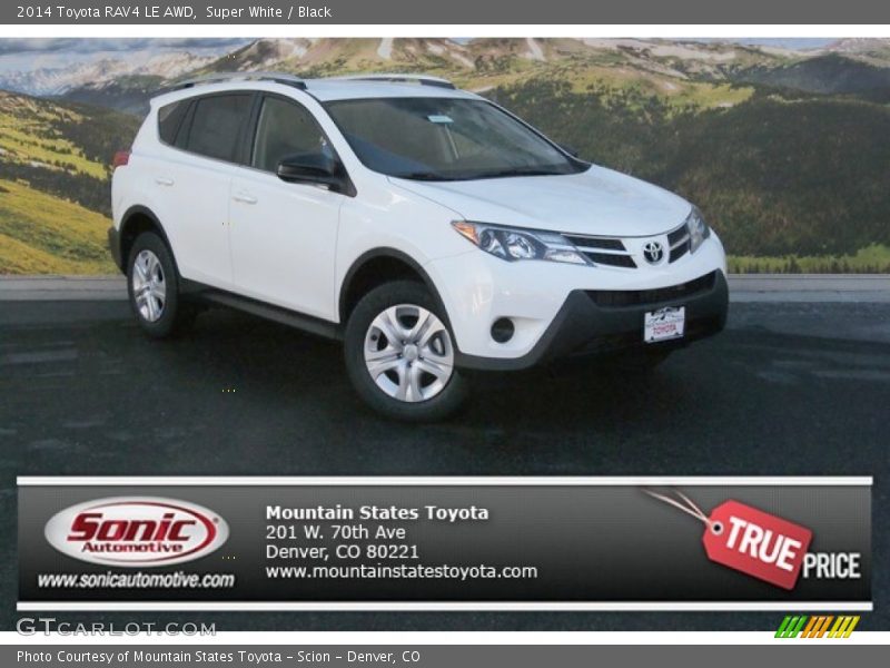 Super White / Black 2014 Toyota RAV4 LE AWD