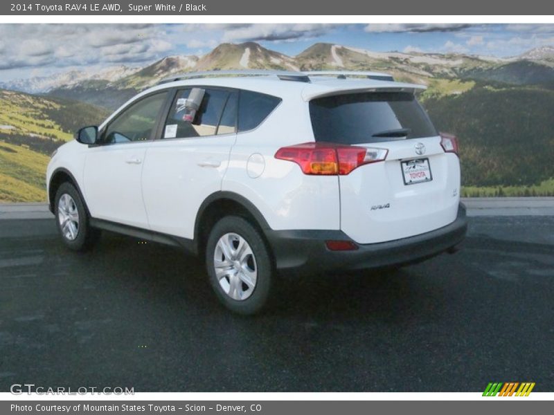 Super White / Black 2014 Toyota RAV4 LE AWD