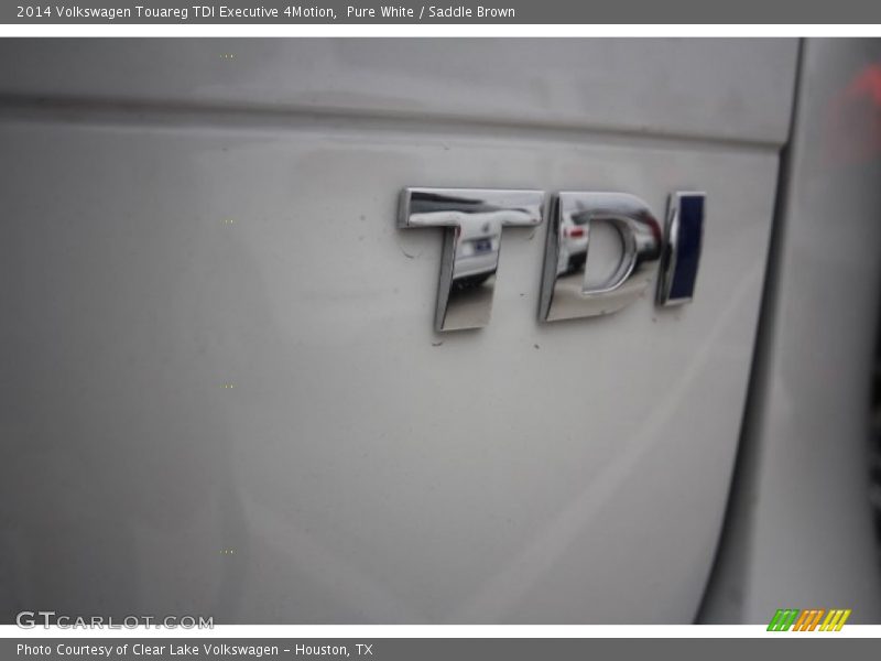 Pure White / Saddle Brown 2014 Volkswagen Touareg TDI Executive 4Motion