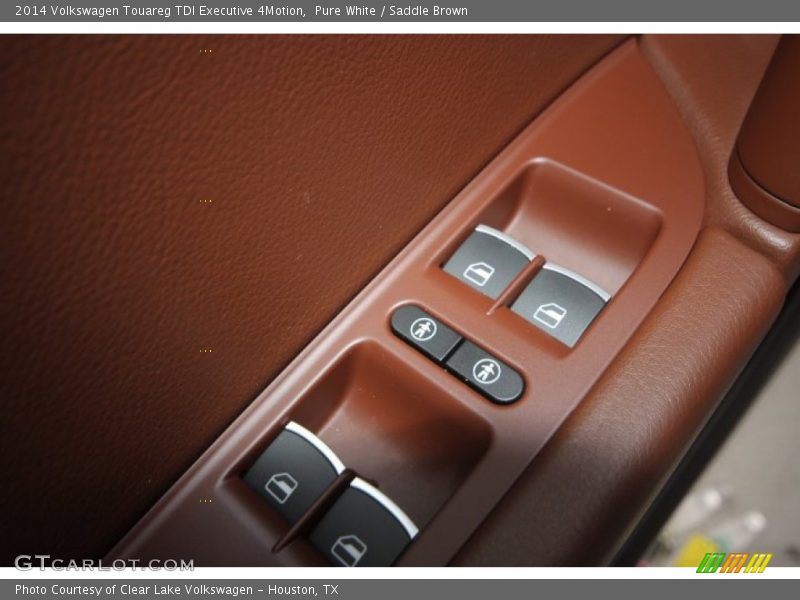 Pure White / Saddle Brown 2014 Volkswagen Touareg TDI Executive 4Motion