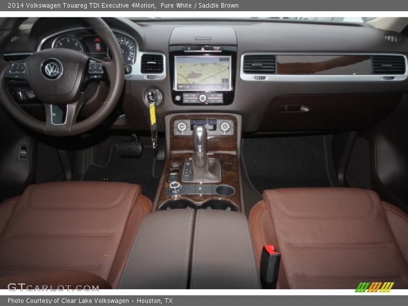 Pure White / Saddle Brown 2014 Volkswagen Touareg TDI Executive 4Motion