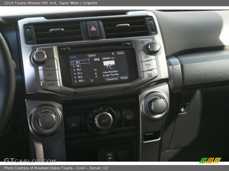 Super White / Graphite 2014 Toyota 4Runner SR5 4x4