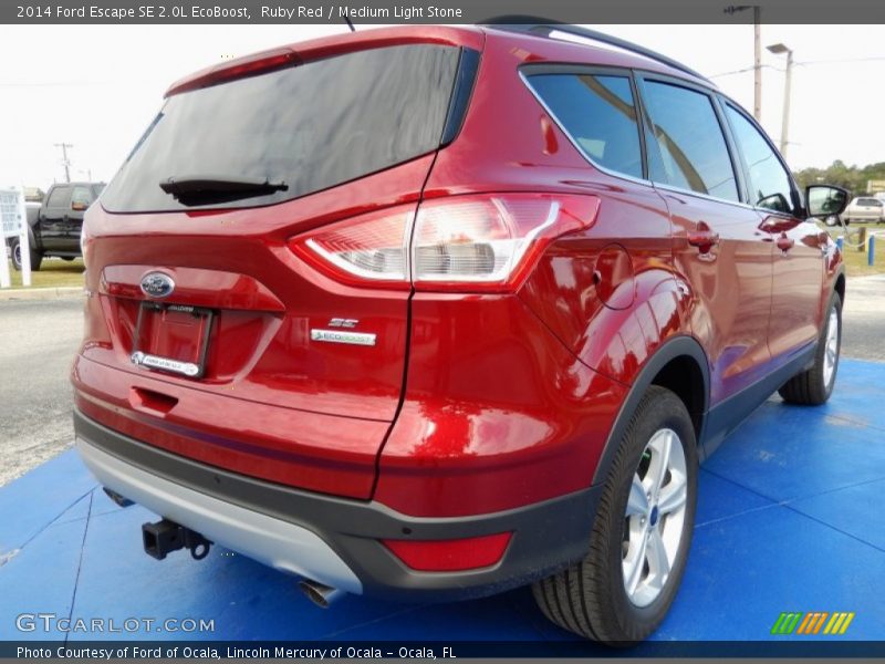  2014 Escape SE 2.0L EcoBoost Ruby Red