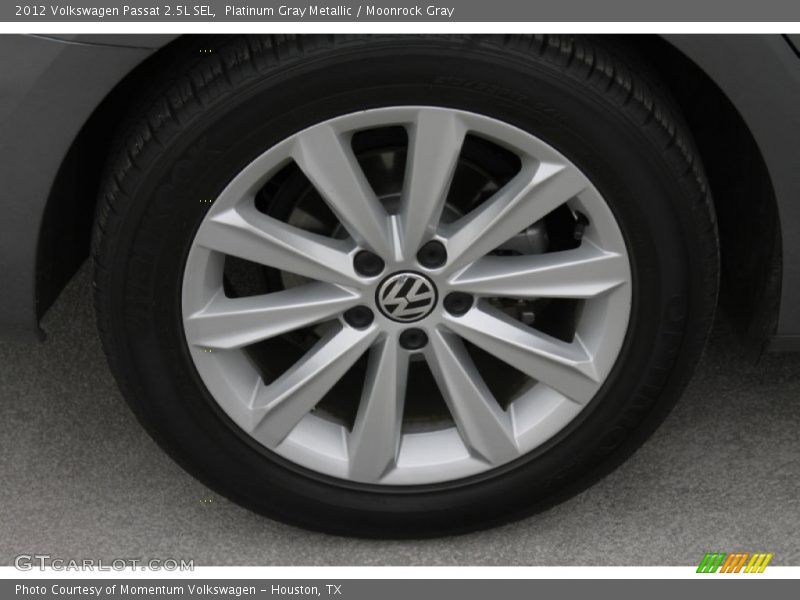 Platinum Gray Metallic / Moonrock Gray 2012 Volkswagen Passat 2.5L SEL