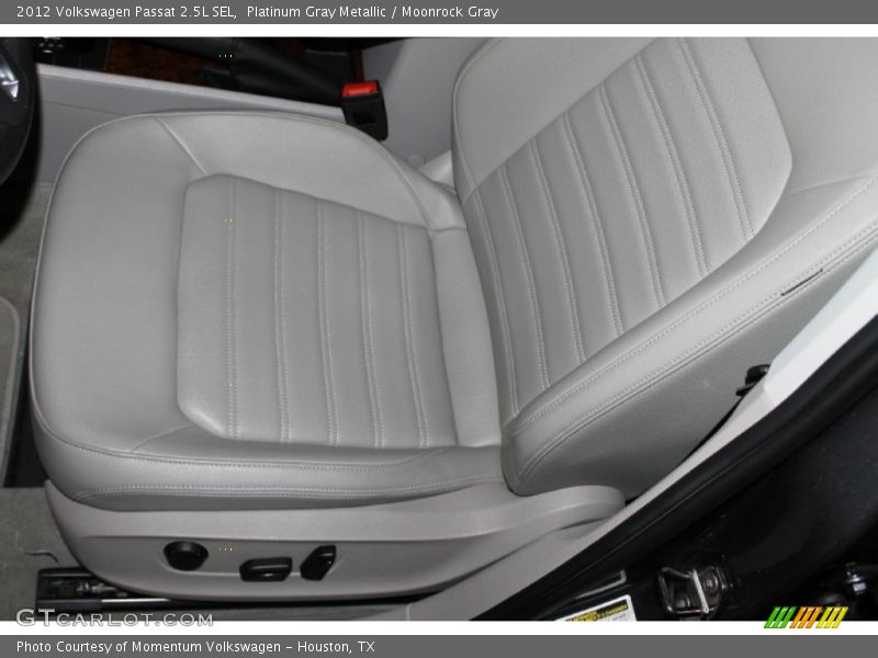 Platinum Gray Metallic / Moonrock Gray 2012 Volkswagen Passat 2.5L SEL