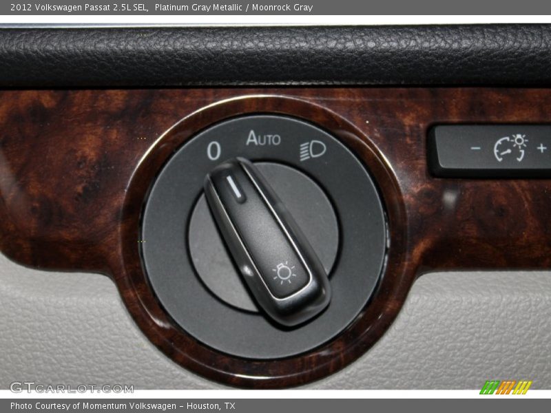 Platinum Gray Metallic / Moonrock Gray 2012 Volkswagen Passat 2.5L SEL