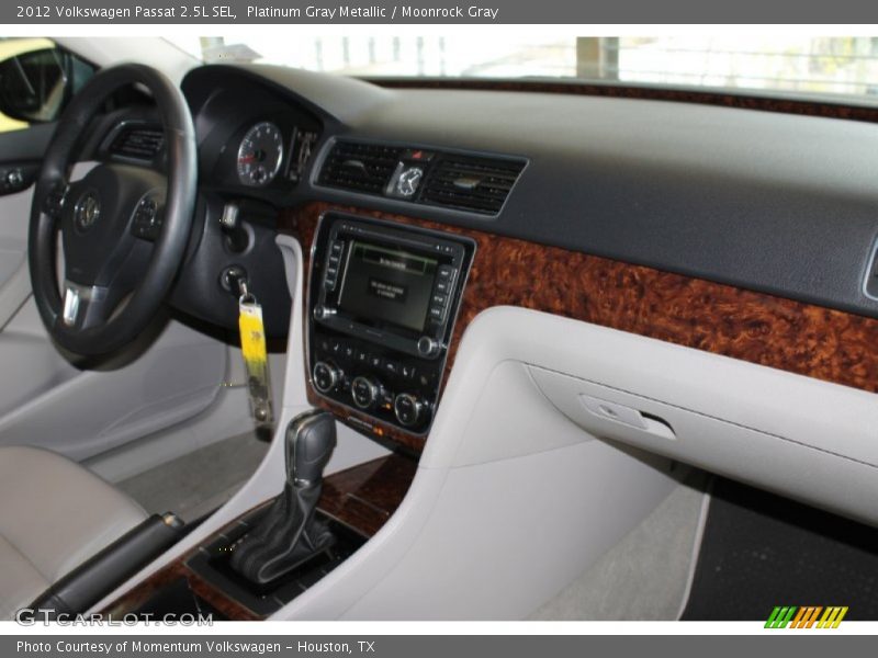 Platinum Gray Metallic / Moonrock Gray 2012 Volkswagen Passat 2.5L SEL