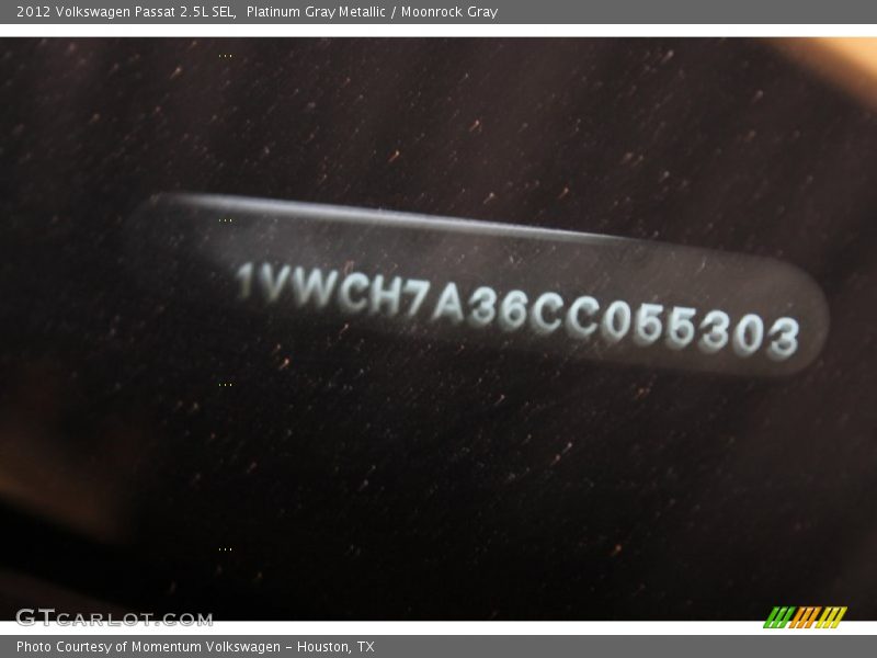 Platinum Gray Metallic / Moonrock Gray 2012 Volkswagen Passat 2.5L SEL