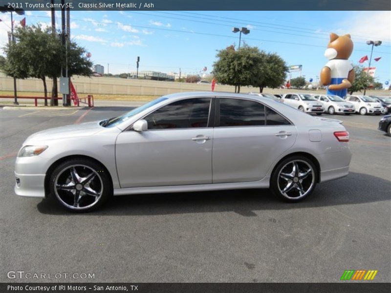 Classic Silver Metallic / Ash 2011 Toyota Camry SE