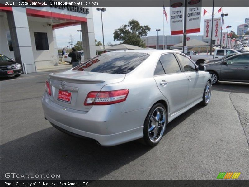 Classic Silver Metallic / Ash 2011 Toyota Camry SE