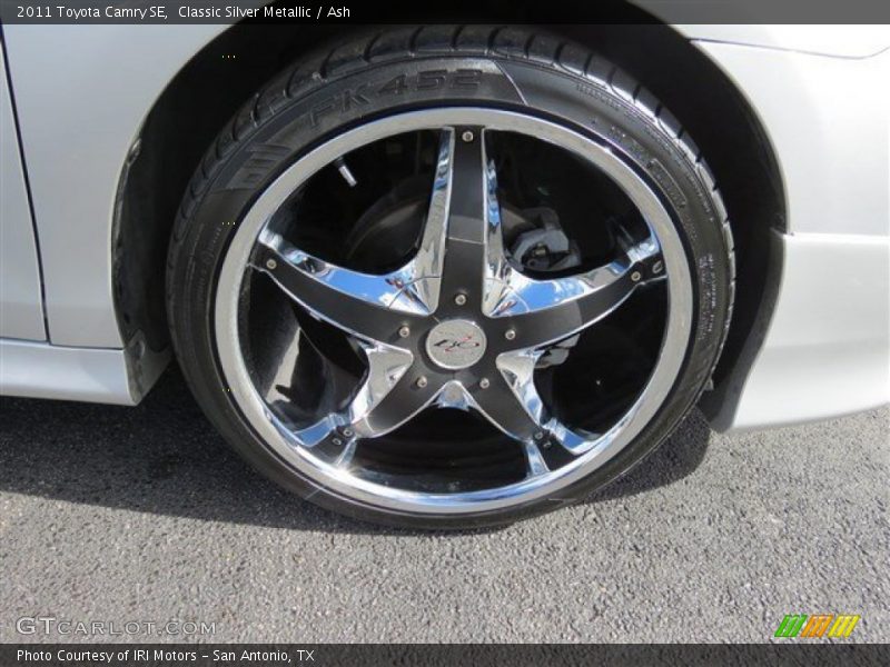 Classic Silver Metallic / Ash 2011 Toyota Camry SE
