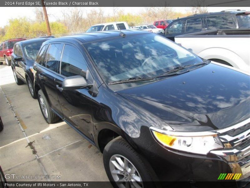 Tuxedo Black / Charcoal Black 2014 Ford Edge SE