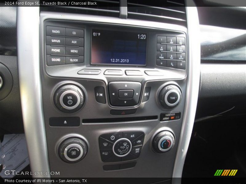 Tuxedo Black / Charcoal Black 2014 Ford Edge SE