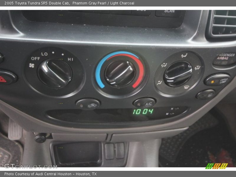 Phantom Gray Pearl / Light Charcoal 2005 Toyota Tundra SR5 Double Cab
