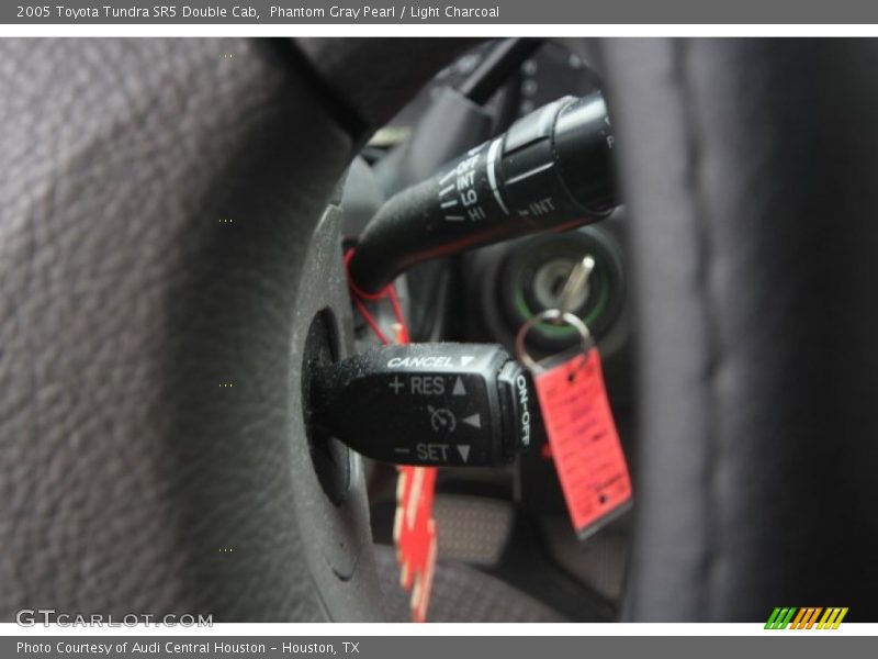 Phantom Gray Pearl / Light Charcoal 2005 Toyota Tundra SR5 Double Cab