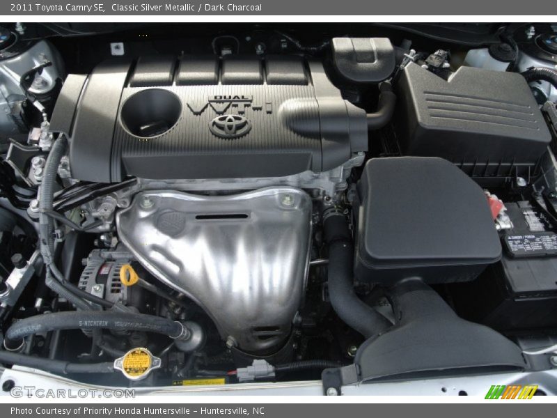 Classic Silver Metallic / Dark Charcoal 2011 Toyota Camry SE