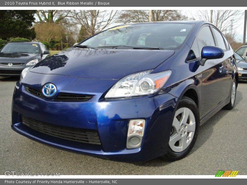 Front 3/4 View of 2010 Prius Hybrid II