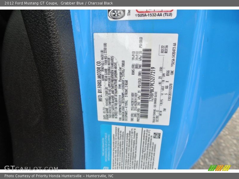 Grabber Blue / Charcoal Black 2012 Ford Mustang GT Coupe