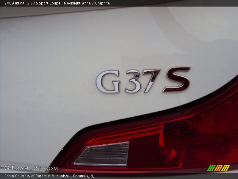 Moonlight White / Graphite 2009 Infiniti G 37 S Sport Coupe