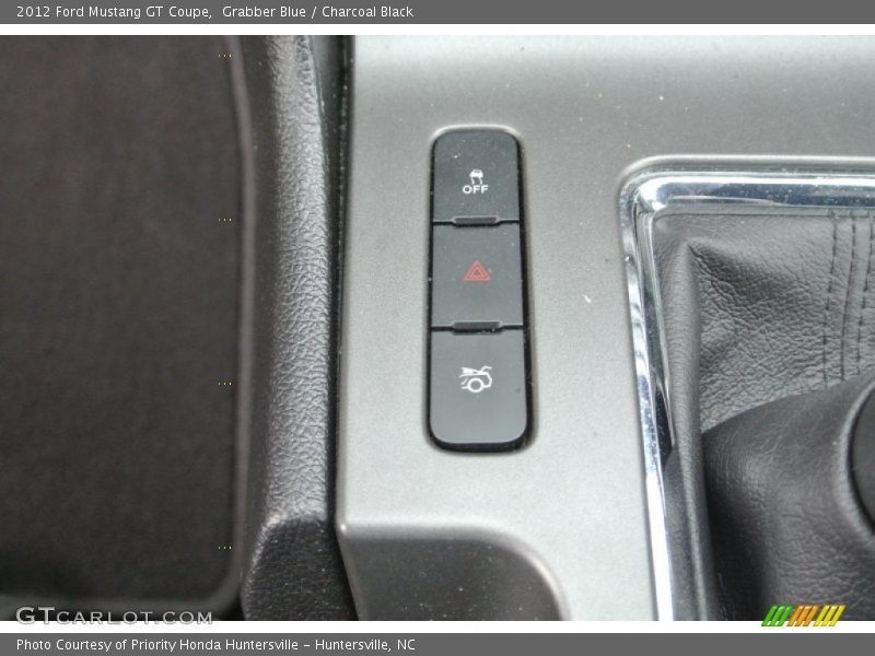 Grabber Blue / Charcoal Black 2012 Ford Mustang GT Coupe