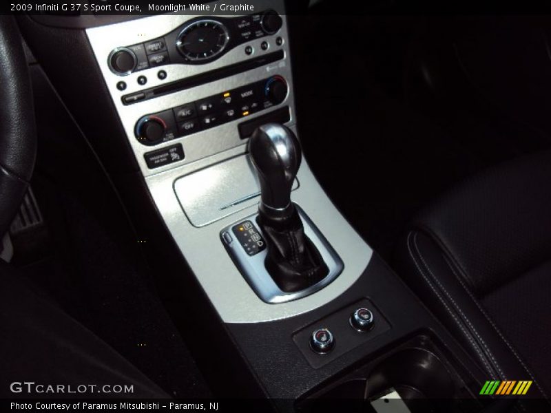 Moonlight White / Graphite 2009 Infiniti G 37 S Sport Coupe
