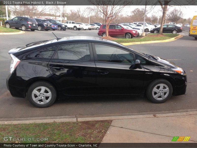 Black / Bisque 2011 Toyota Prius Hybrid II