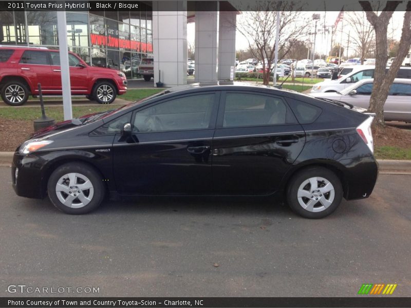 Black / Bisque 2011 Toyota Prius Hybrid II