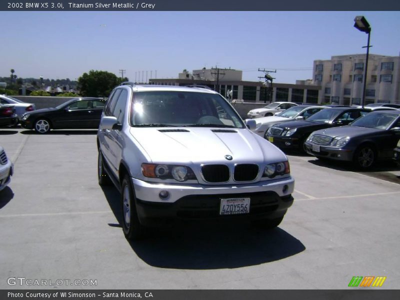 Titanium Silver Metallic / Grey 2002 BMW X5 3.0i