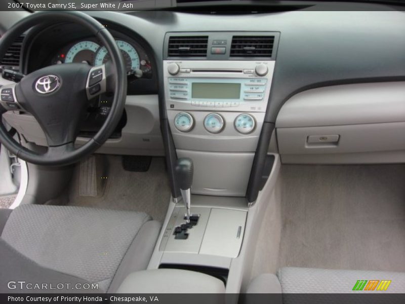 Super White / Ash 2007 Toyota Camry SE